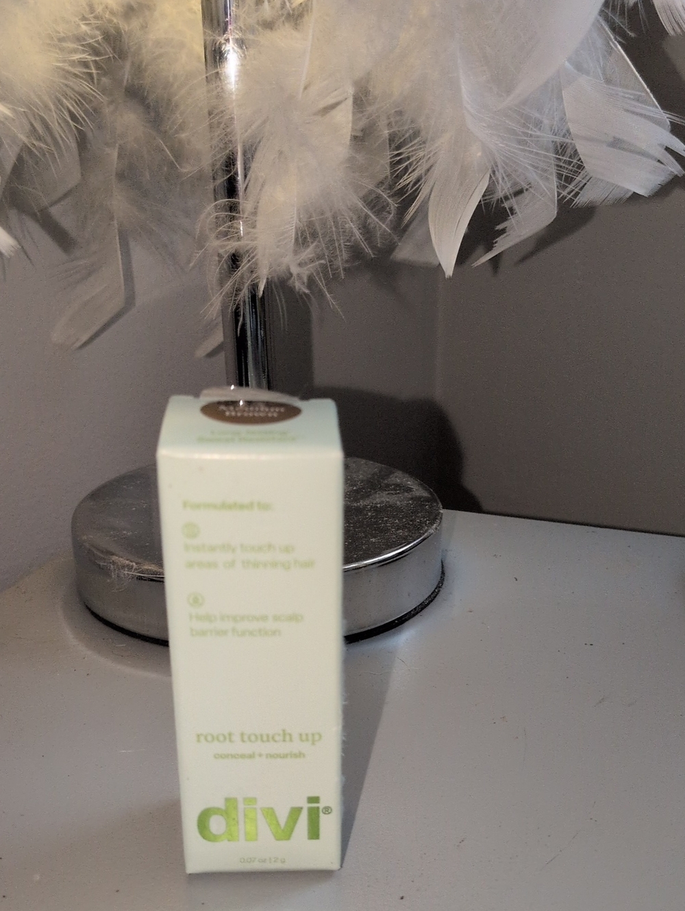 Root Touch Up Concealer & Nourish - Medium Brown